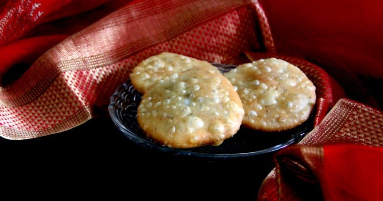 Hari Matar (green peas) ki Kachori Recipe